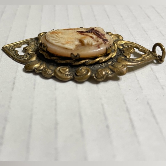 Victorian style Cameo Pendant Woman Silhouette - Picture 2 of 10